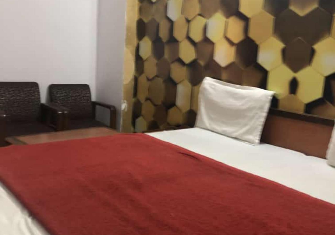 Отель Chitra Residency Харидвар Экстерьер фото